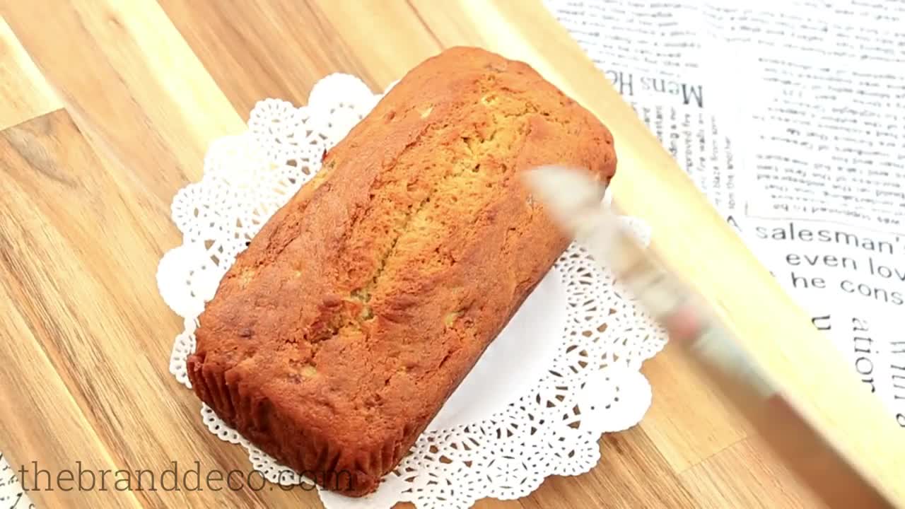 1 MINUTE RECIPE_ How to MAKE a BANANA LOAF - British Cuisine - EASY WAY