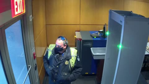 8617OHOB0101B12_2021-01-06_15h00min00s933ms.mp4