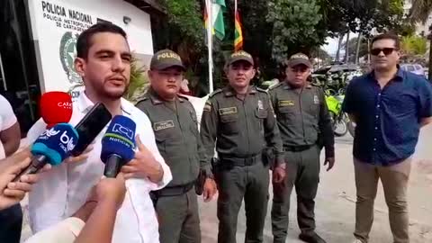 Senador Aléx Flórez pide disculpas a policías insultados en Bocagrande