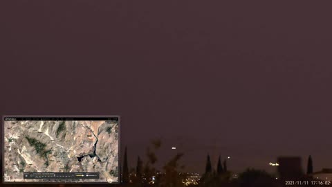 Crafts with blinking lights that don't appear on radar observed near Nellis Air Force Base