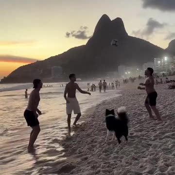 A typical day at a Brazilian beach ⚽️🇧🇷