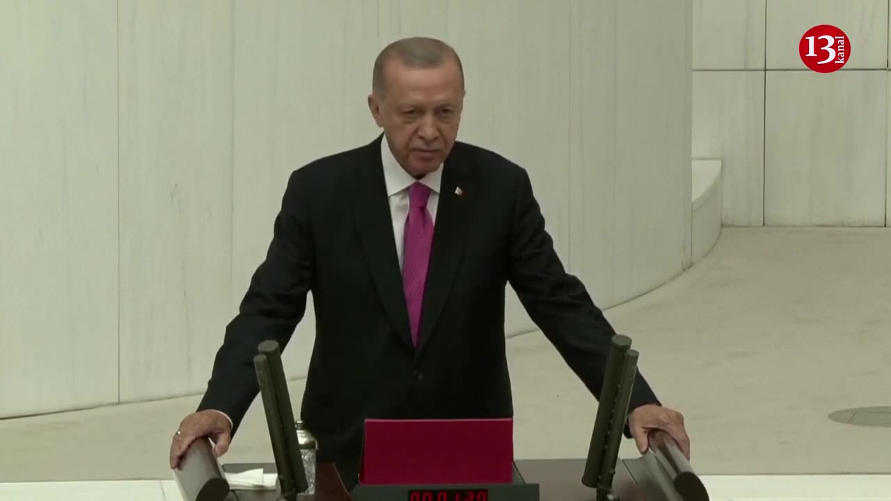 Turkey's Erdogan takes oath for new term as president