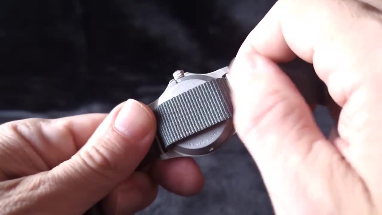 30 Watches in 30 Days: Day 19 - THE CWC G10 Sapphire!!