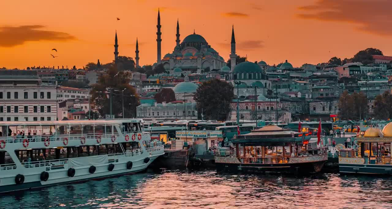 Istanbul. Love of the continents __ İstanbul. Kıtaların aşkı.