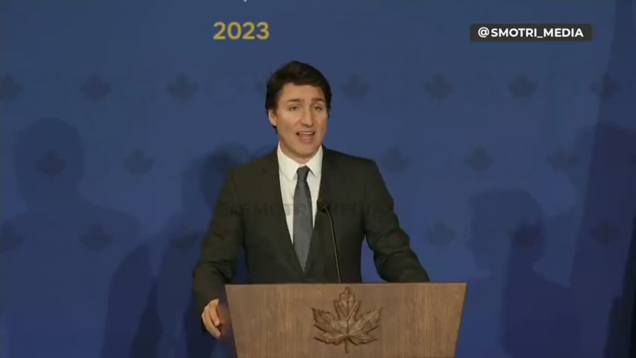 Prime Minister Justin Trudeau announces that Canada will supply Ukraine with over 11,000 assault