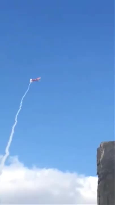 Plane shot down over Kherson, 27 February 2022