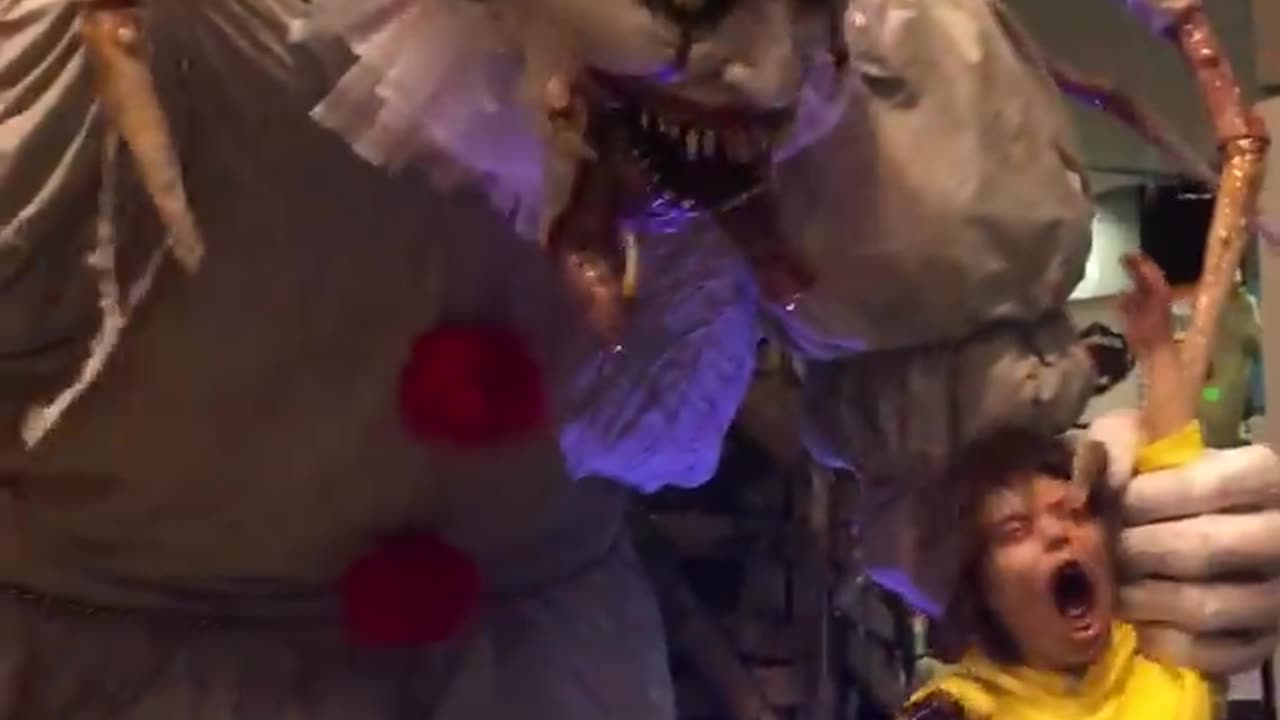 Pennywise and Georgie - Transworld Halloween and Haunt show 🤡🤡🤡