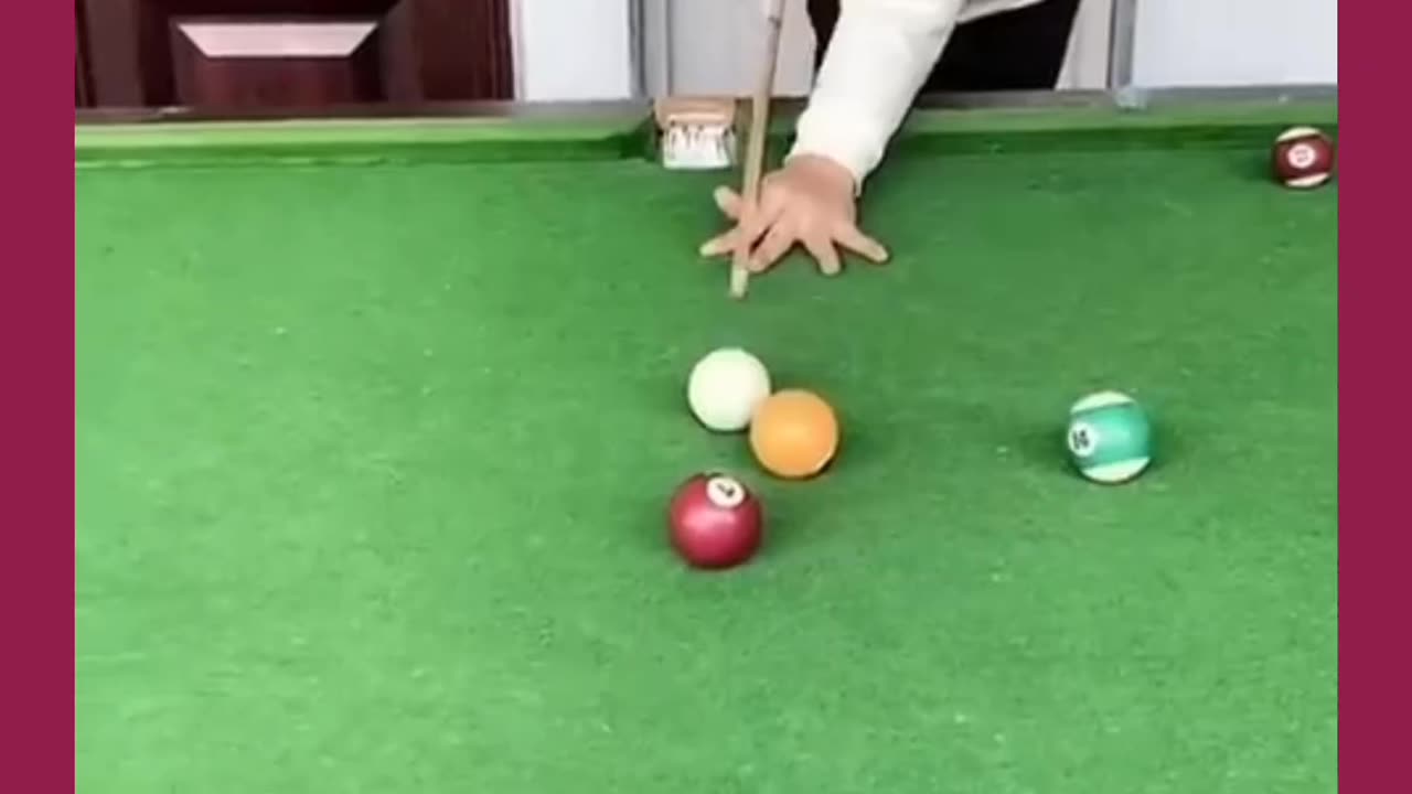 FUNNY BILLIARDS