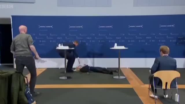 VIDEO OF GOV OFFICIAL FALLING OVER VACINE