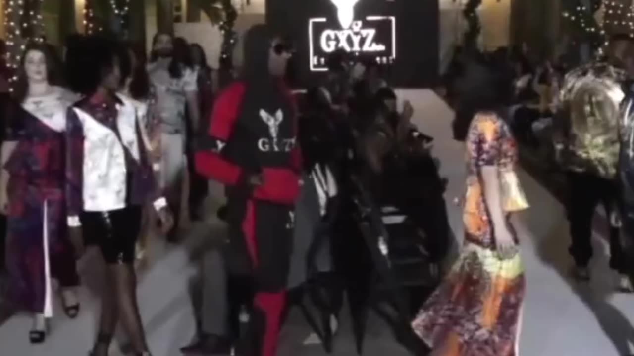 Fashion Show at GXYZ