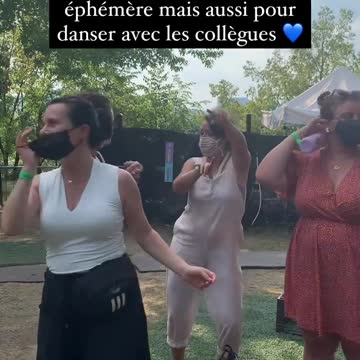 Valérie Plante Went To Piknic Électronik On Saturday & Showed Off Her Dance Moves (VIDEO)