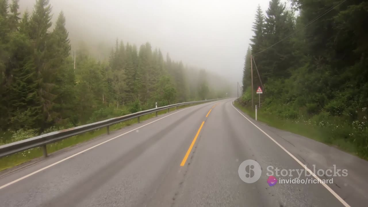 7 Terrifying Haunted Roads in America