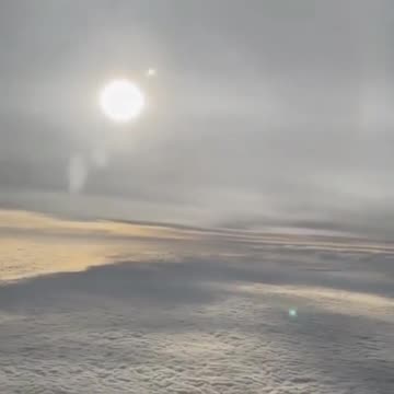 Local light, level cloud deck