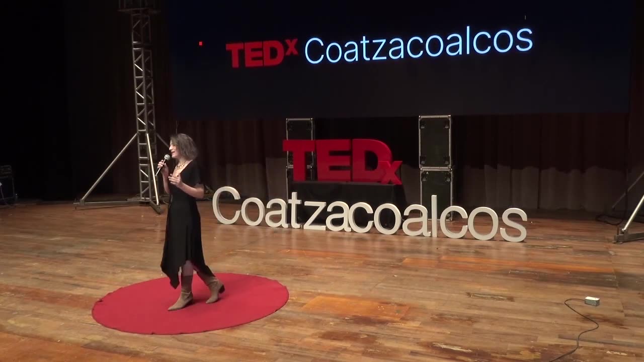 En 15 minutos denunció todos los planes globalistas brillantemente