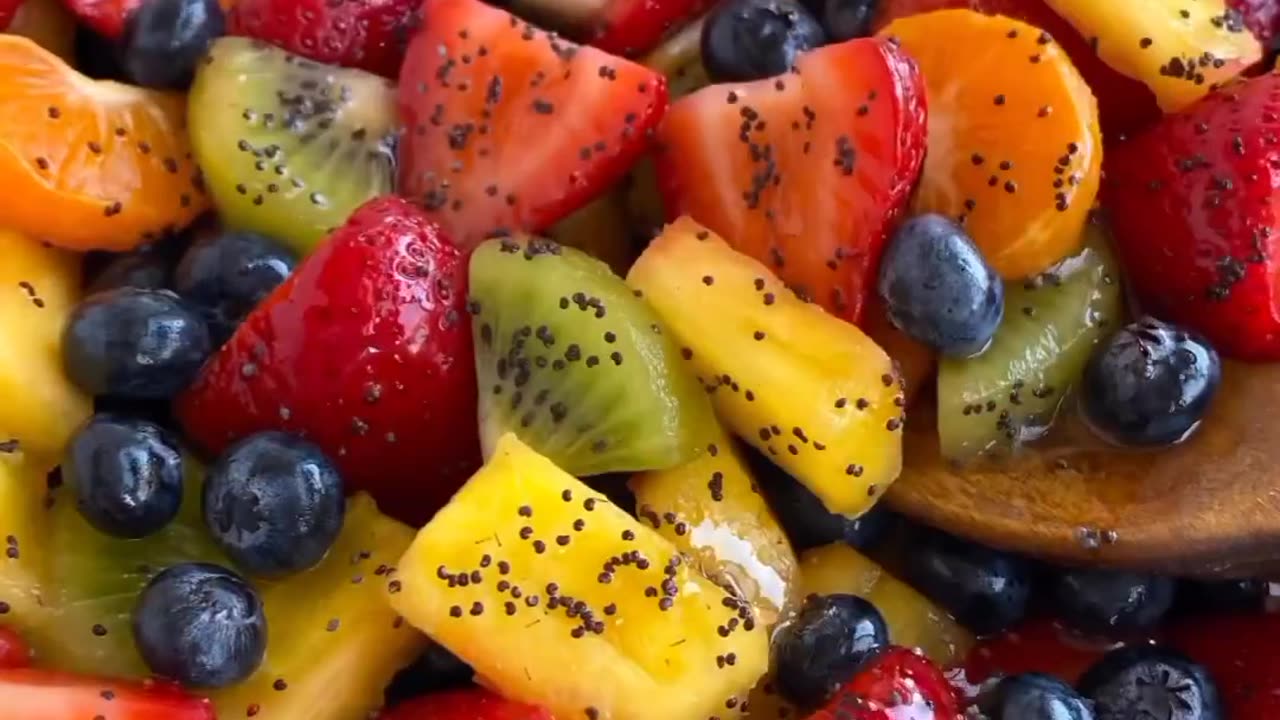 Summer Snacks FRESH FRUIT SALAD with HONEY-LIME POPPY SEED DRESSING!😍