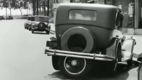 In 1933, Brooks Walker invented the fifth wheel for parallel parking