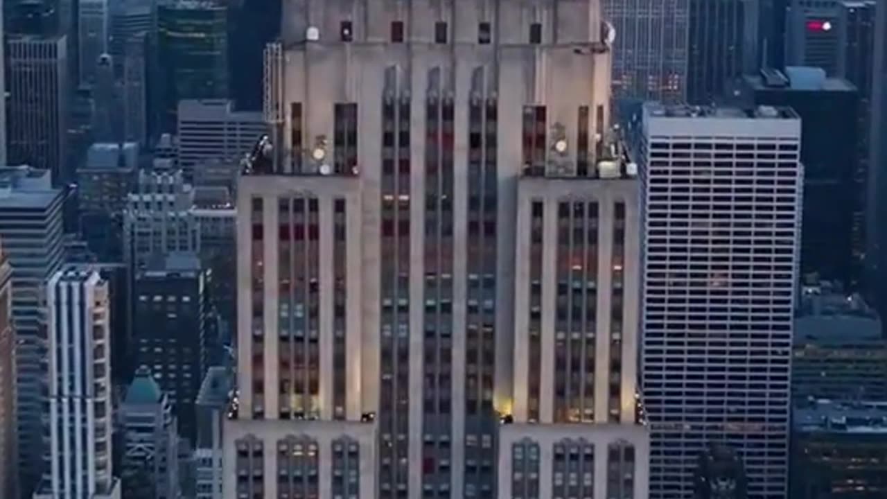 Welcome to New York City! ️ Check this out!!️ @Sophia Johnson