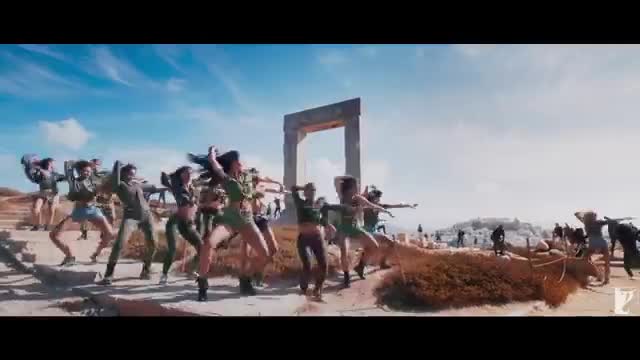 Swag Se Swagat - Full Song - Tiger Zindatrina Kaif, Vishal Dadlani, Neha Bhasin_Cut