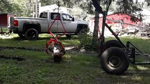 Grabber crane, snatching a transmission