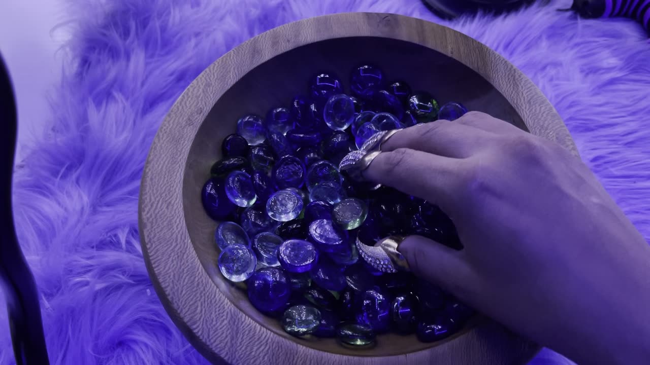 CRYSTAL CLAWS: CAT CLAW TAPPING ON GLASS ROCKS & WOODEN BOWL ASMR 🐾🌌 | ULTIMATE TINGLE EUPHORIA