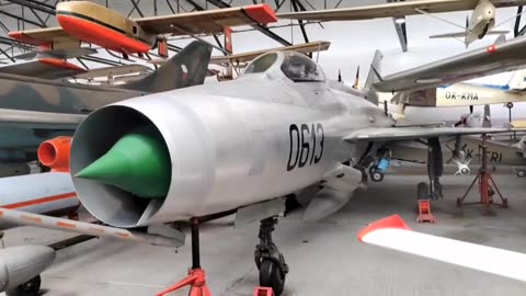 Dall Aviation Museum Kbely (Aviation Museum) di Praga: MiG-21F-13 "Fishbed-C".