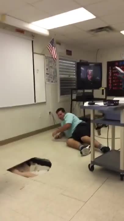 Guy jumps and breaks hole in floor fail