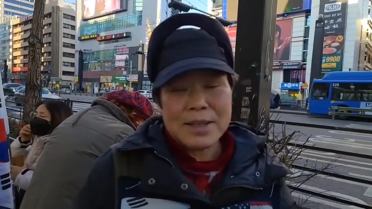 20210223_V3_S01(Xzrx3s4LR44)다시 찾은 62 마리 현수막! 관심 갖는 시민들! 강남역에서