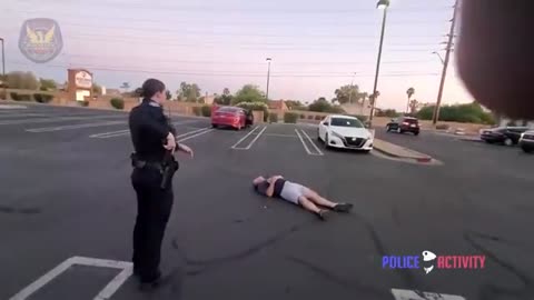 Man gets shot after charging at female cop with knife in Phoenix, Arizona