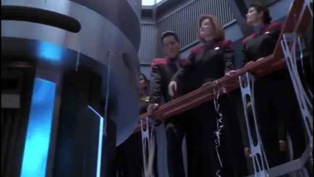 sfdebris_ psycho janeway - timeless