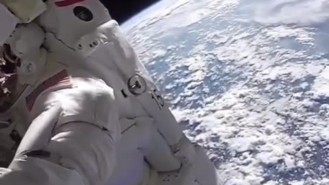Ufo near international space station