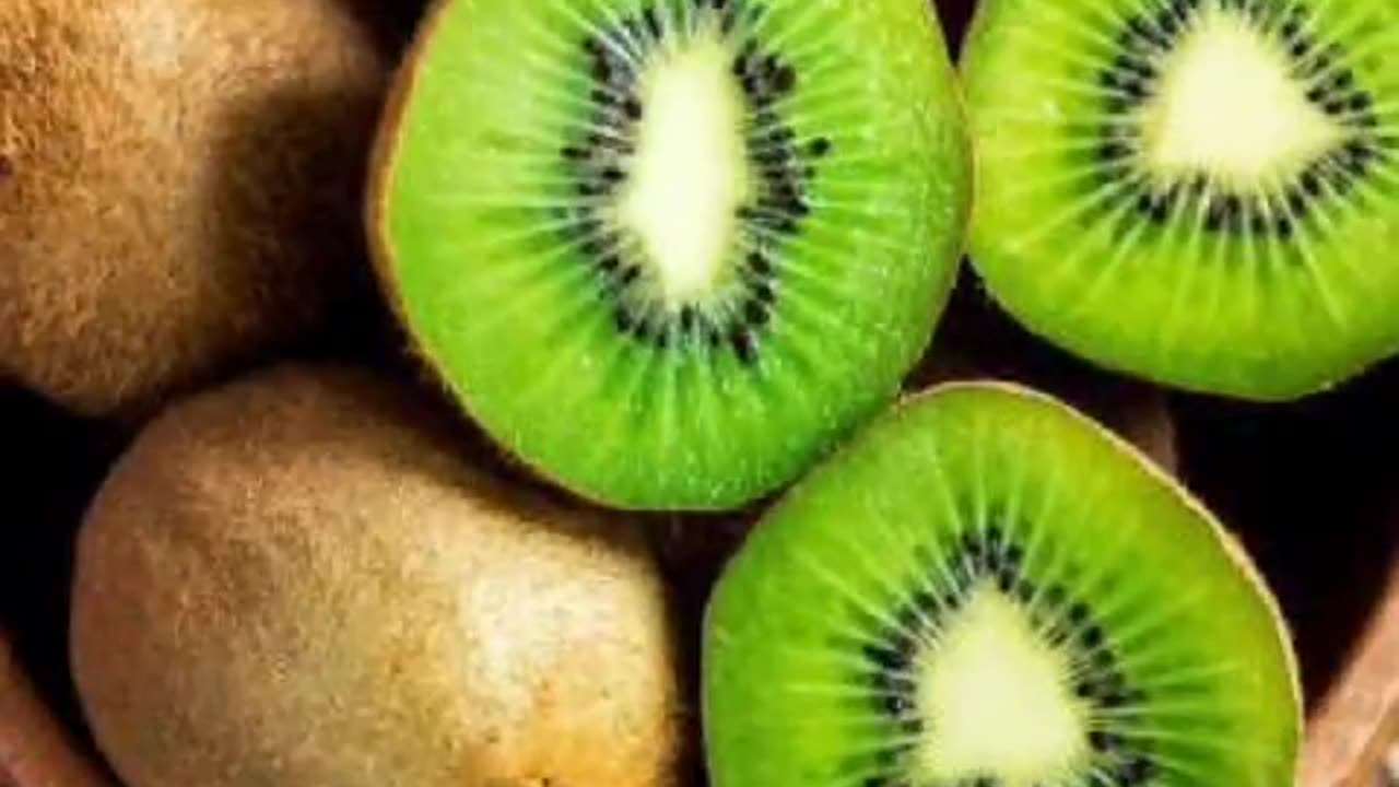 Benefits of Eating Kiwi...