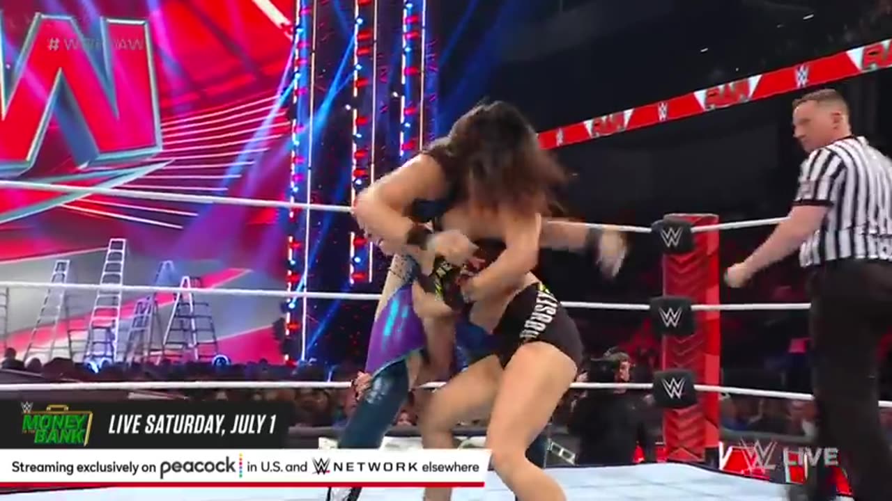 Raquel Rodriguez battels Rounda Rousey Raw high lightes