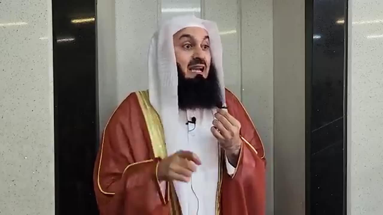 Trust Allah! He is in Control! - Mufti Menk