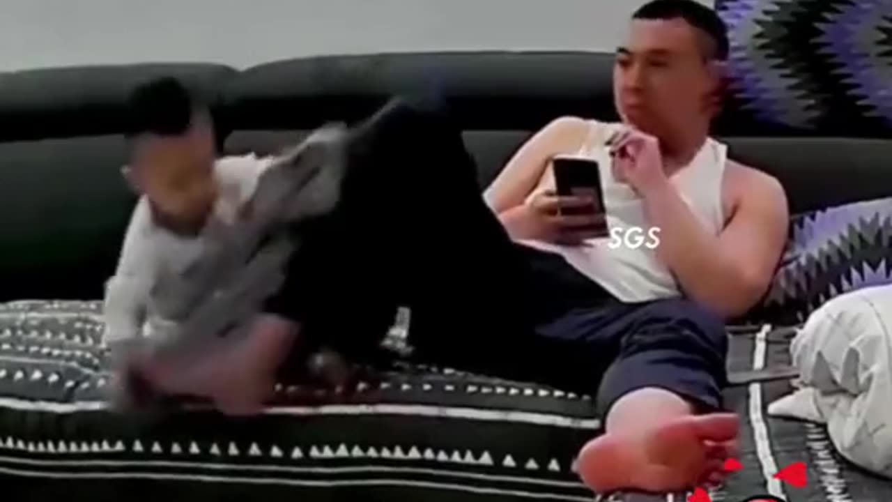 How to make a pimple 😭😭😧 tt