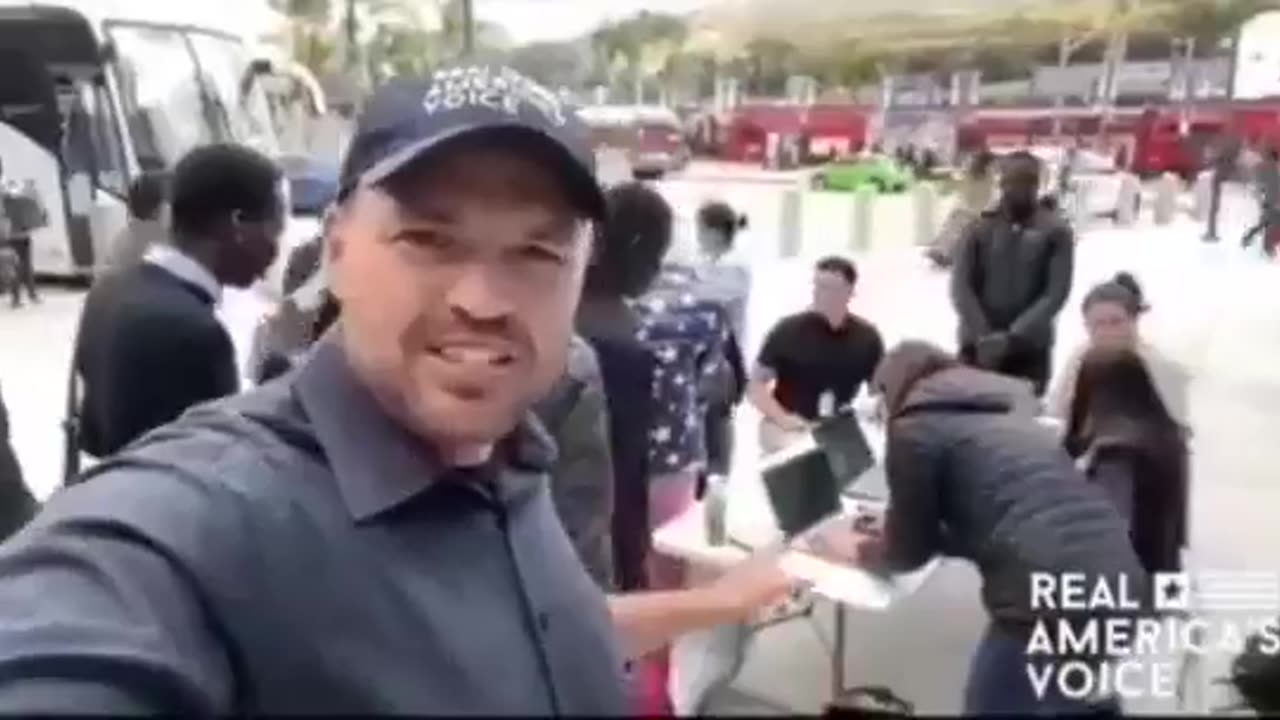 Jewish Service funneling in illegals