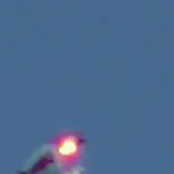 UFO IN FLAMES CAUGHT ON CAMERA OVER CANADA