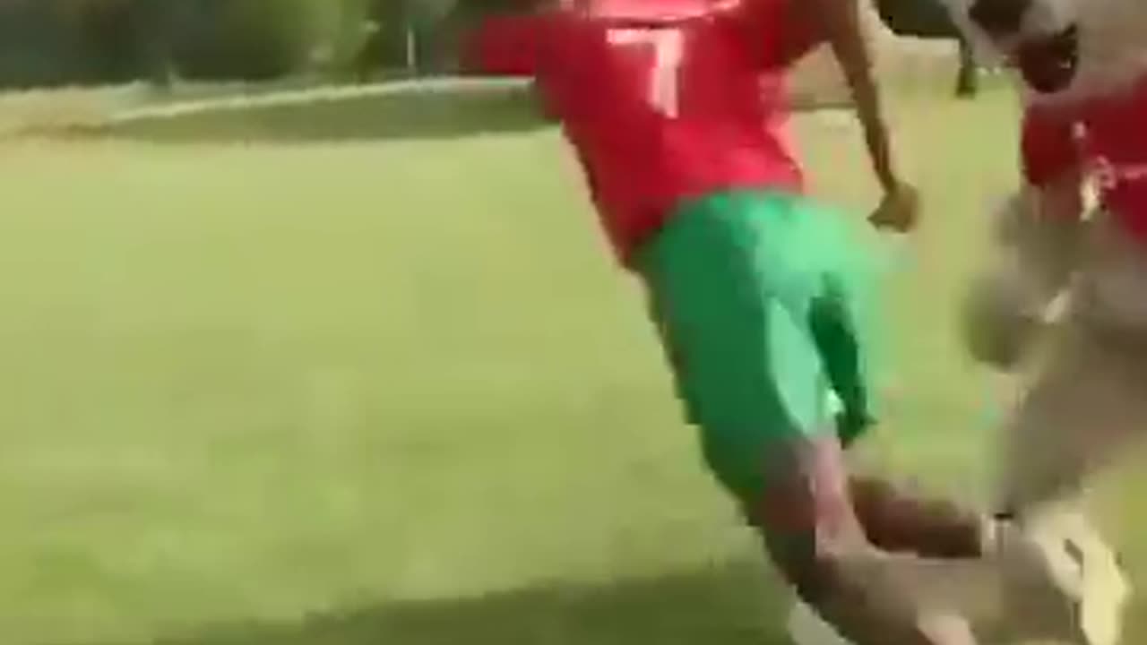 iShowSpeed Does Ronaldo Move..
