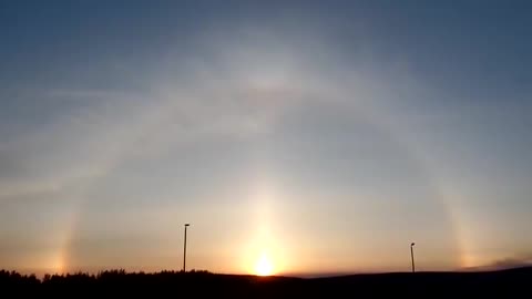 Flat Earth Dome REVEALED in "Sun Dog" Reflection