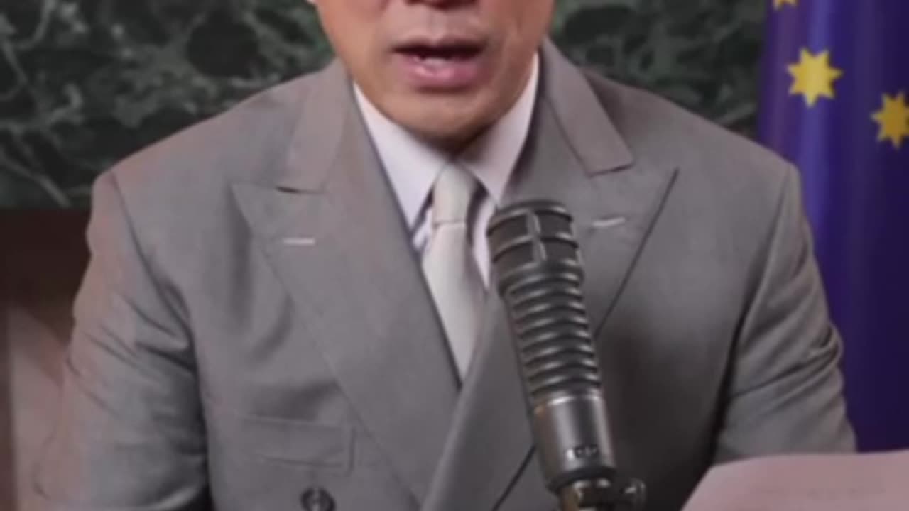 中共把人民币汇率控制在7-8元之间，完全是配合人民币数字化，增加贸易出口，对美元和欧元形成巨大冲击。数字化人民币和数字化人民币国际化，才是真正对美元的挑战