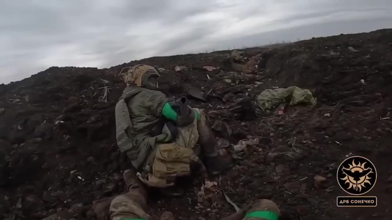 Insane Combat Footage(Throwing Grenades 50 Yards)