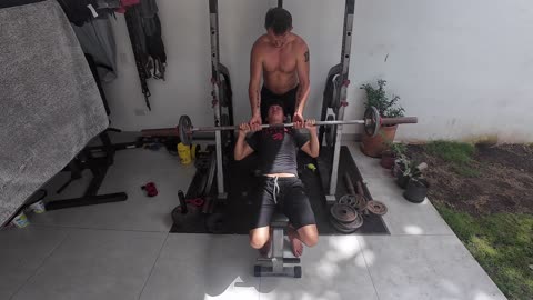 Father & Son Workout in Nicaragua - Cut Day 117 - Chest & Triceps with 1 Set to Failure