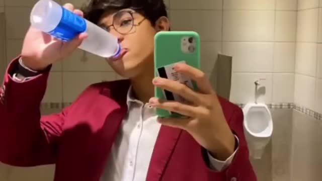 FUI CONVIDADO PARA O BAILE DA DOUTORA DEOLANE E OLHA O CONVITE