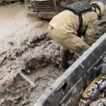 Ayuda militar a Ucrania .