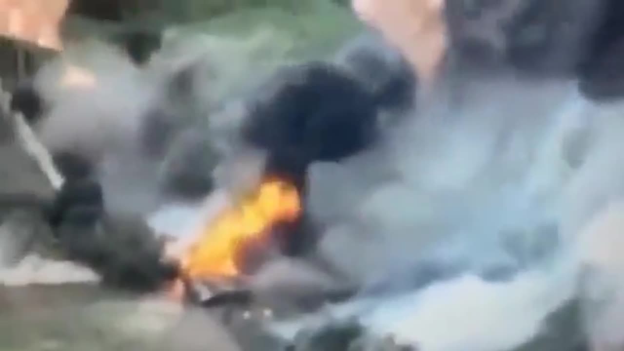 Russian Tank Detonates(Insane)