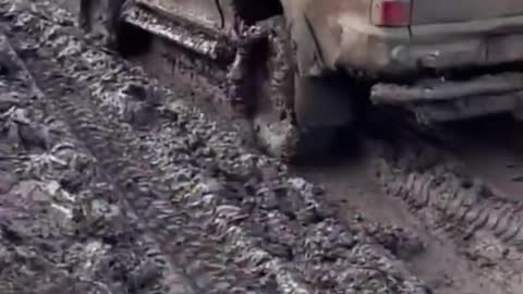 Weekdays V.S.U. troops in the autumn muddy weather.