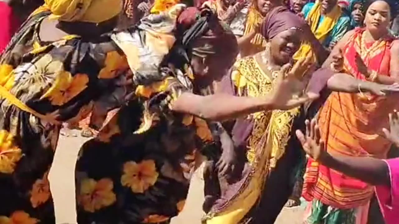 Khujali Dañce.You Never Seen before.Watch Till End & Enjoy.