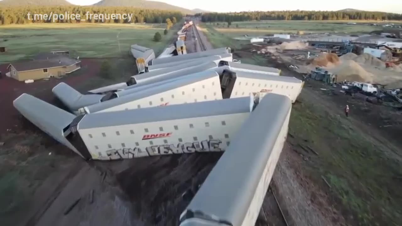 Train derailment overnight near Williams, Arizona