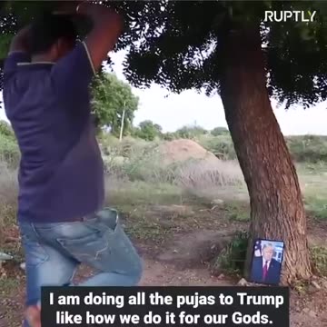 People worshipping trump 🤣