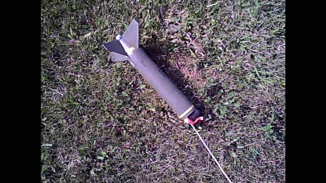 Estes Cluster Bomb Launch