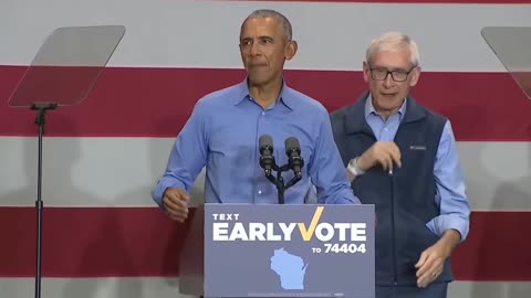 Barack Obama speaks in Milwaukee